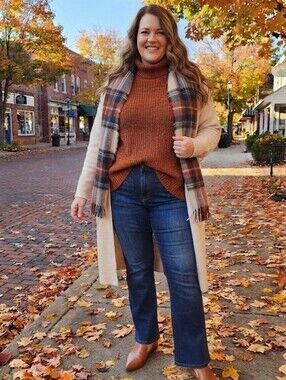 Old Navy "The Flirt" Boot-Cut Jeans - Size 22 Regular - Stretch Denim